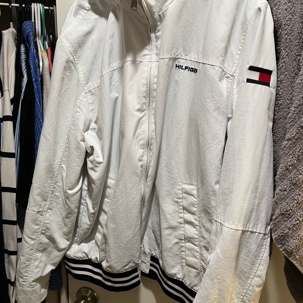 Tommy Hilfiger White Bomber Jacket with Ribbed Cuffs